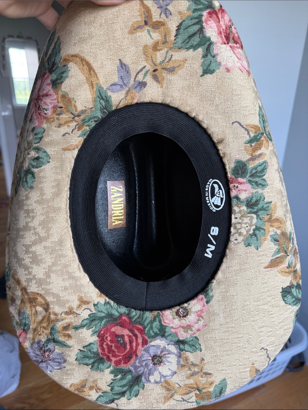 Floral Beige Women’s Hat - Stylish Rose Pattern